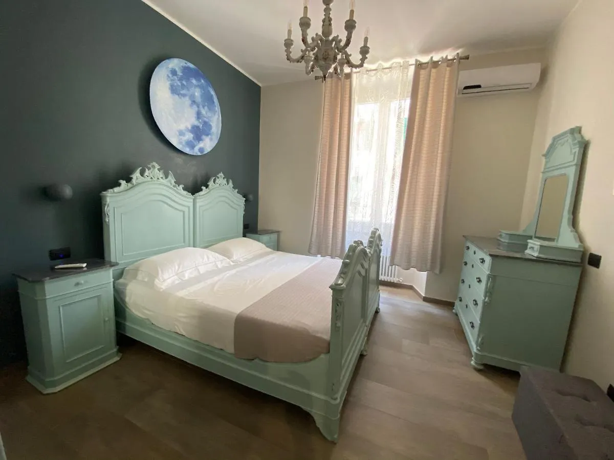 Mondo Vacanze Appartamento Savona Italia
